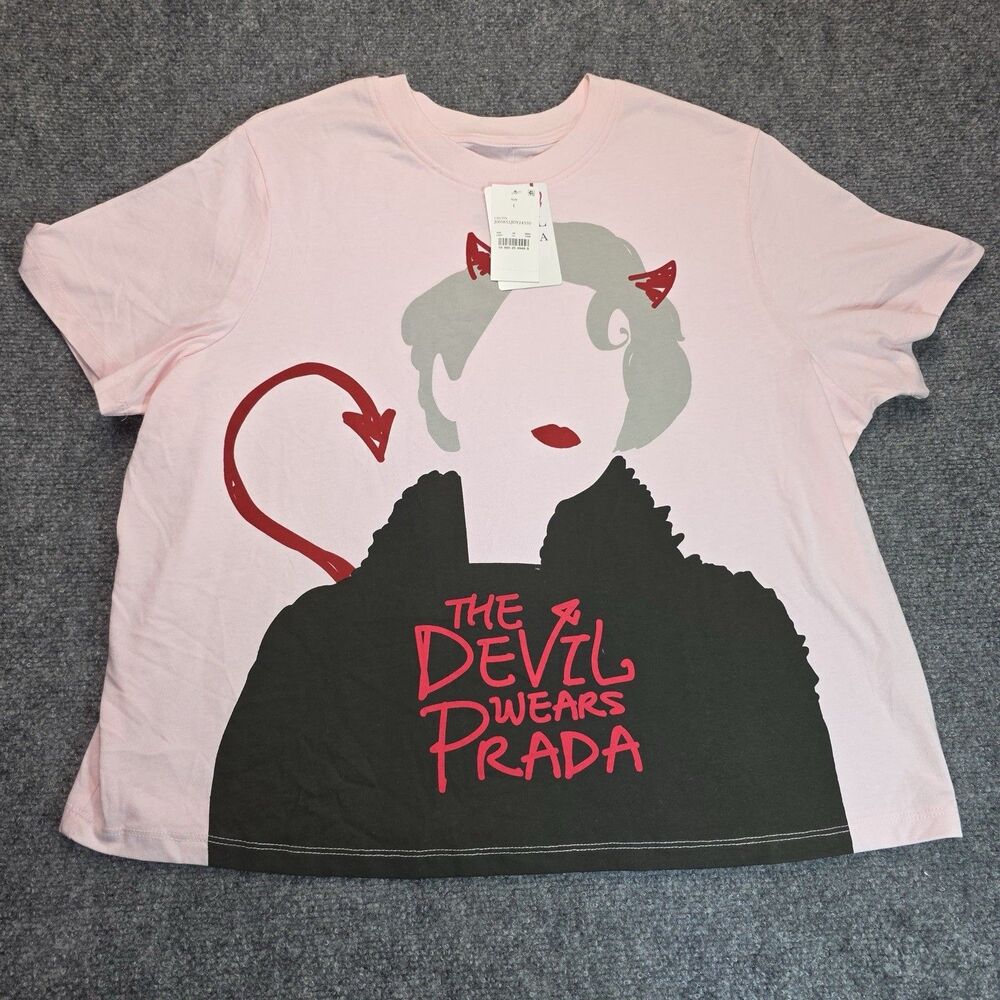 Womens Large Pink the Devil Wears Prada Miranda Short Sleeve Graphic T-Shirt